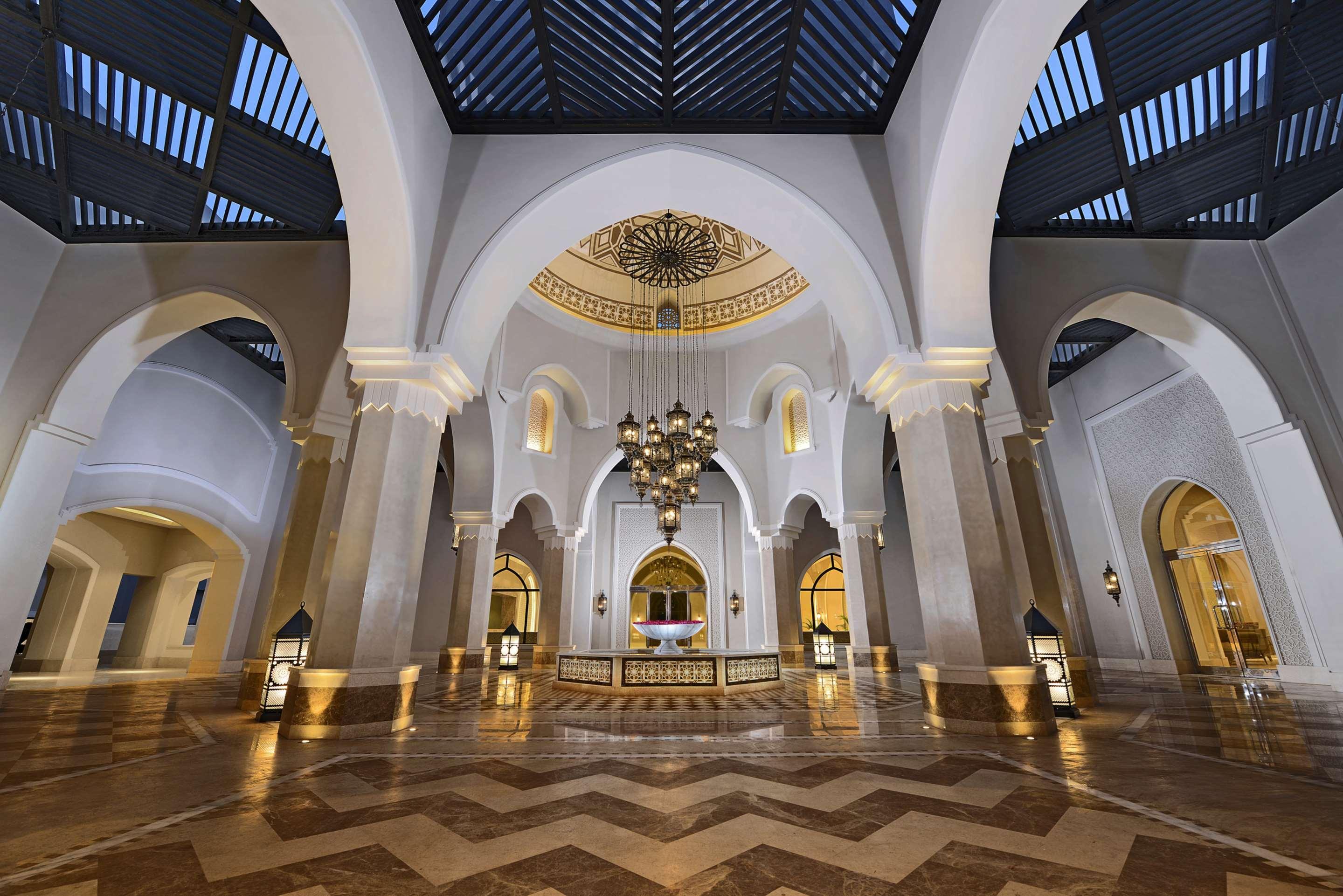 Hotel Steigenberger Alcazar Sharm el Sheikh Esterno foto The lobby of the hotel