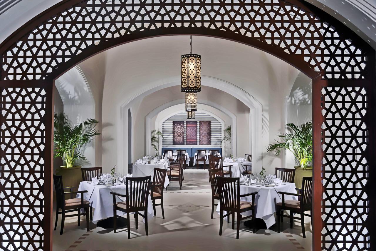Hotel Steigenberger Alcazar Sharm el Sheikh Esterno foto The restaurant at the Four Seasons Hotel, Cairo